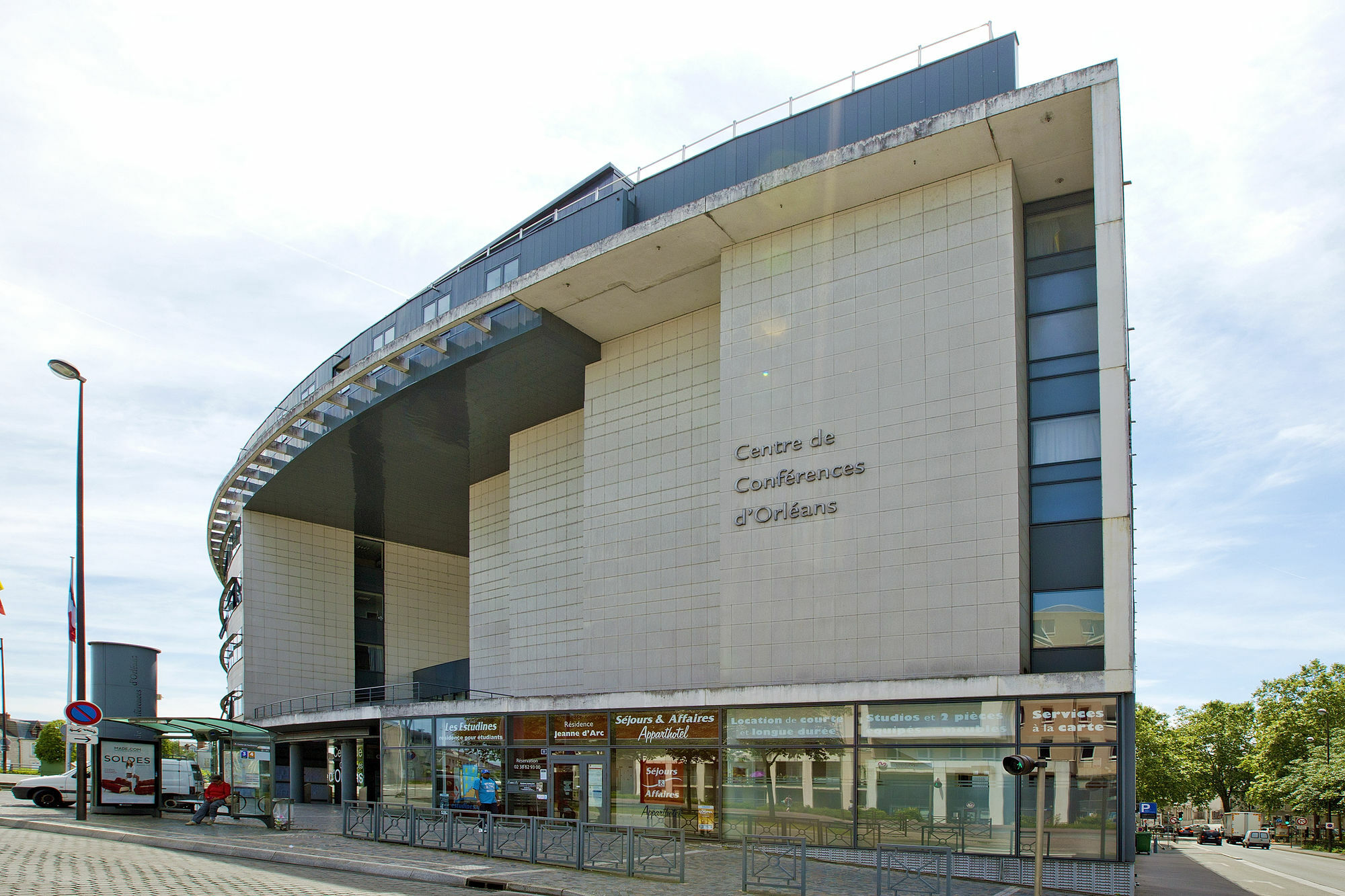 Séjours&Affaires Orléans Jeanne D'Arc Exterior foto